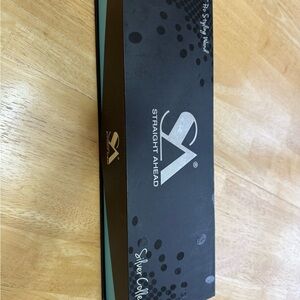 Straight Ahead 1” Pro Styling Wand Silver Collection New With Glove